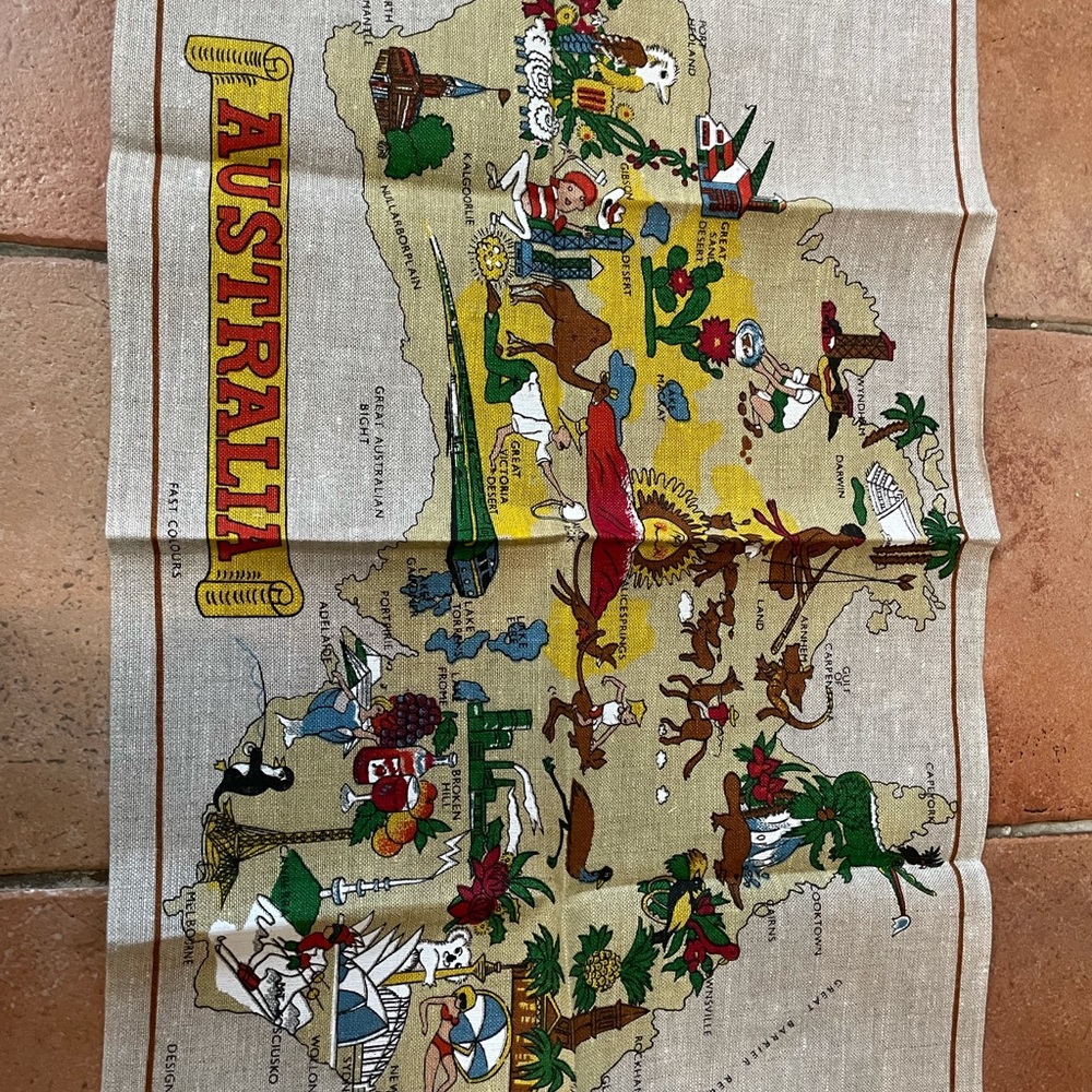 Hermes Auth designed by Hermes Vtg linen map of Australia measures 29 x 19 - Picture 2 of 12
